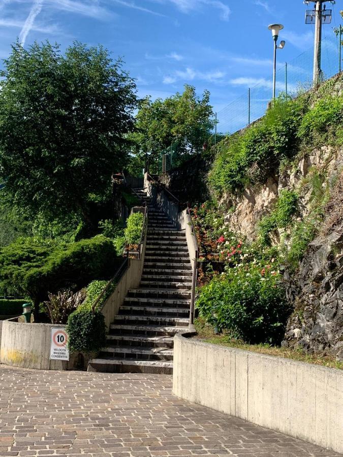 Appartamento Timeless Con Piscina E Tennis Valbrona Eksteriør billede