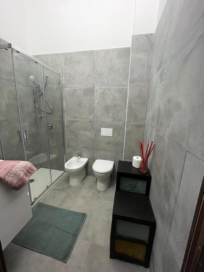 Appartamento Timeless Con Piscina E Tennis Valbrona Eksteriør billede